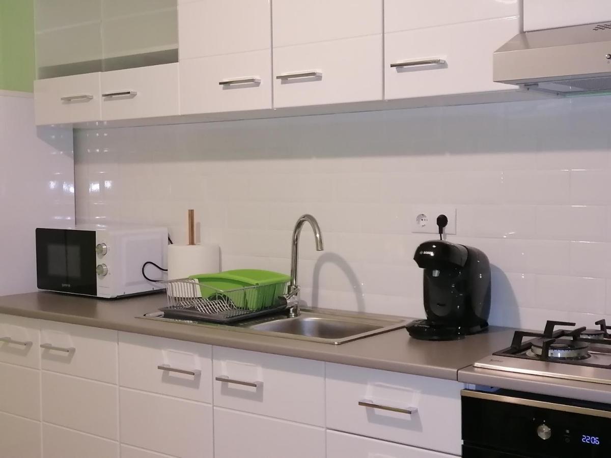 Apartament Nyx Floreşti エクステリア 写真